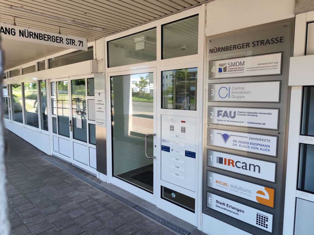 Foto: Institut für BuWi Eingang